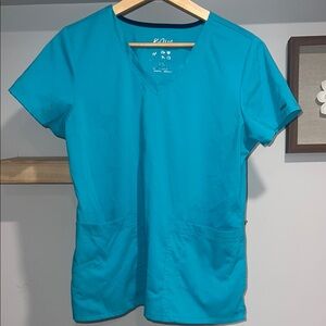 Koi Womnes teal‎ scrub top